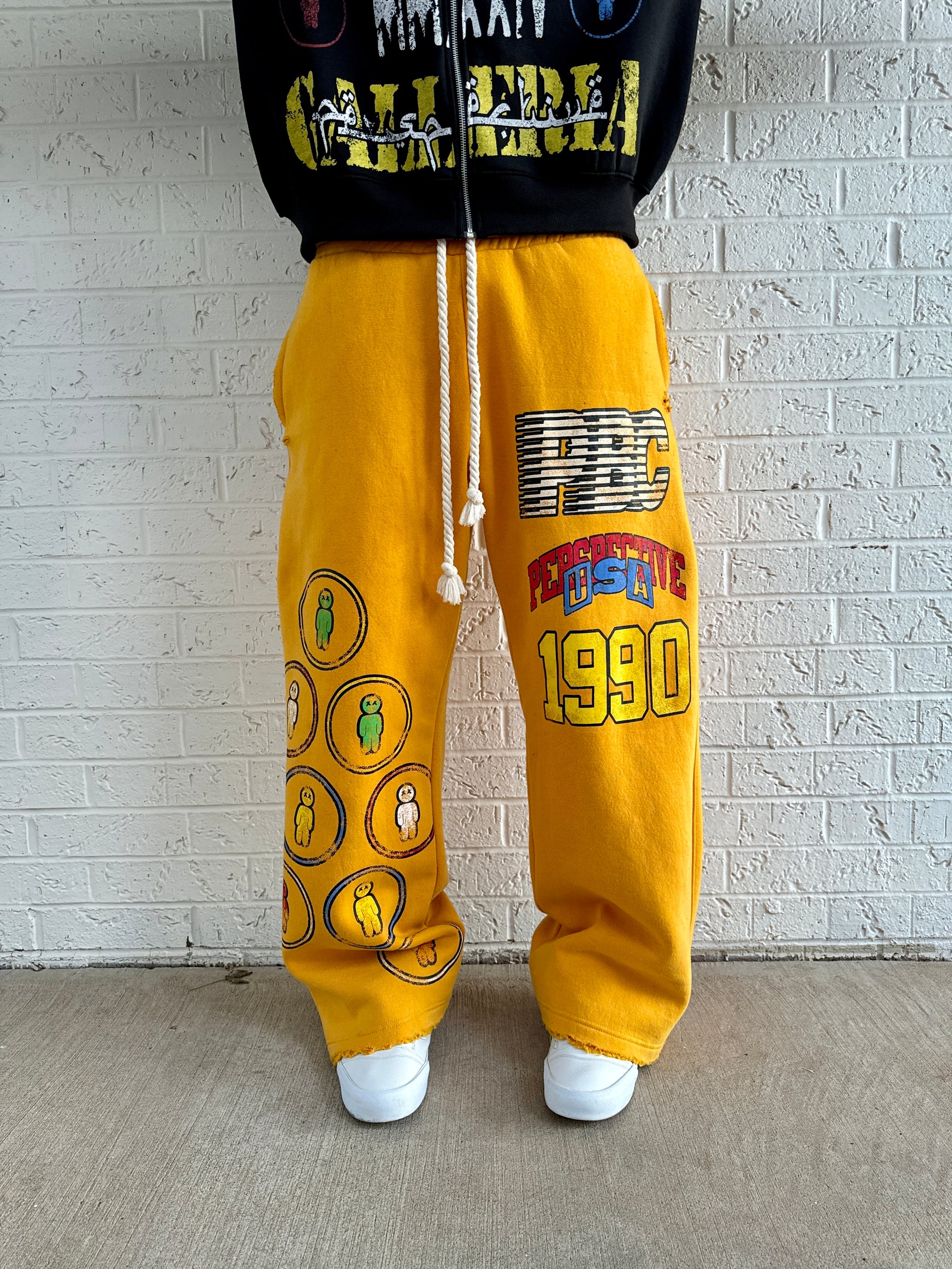 YELLOW 1990 SWEATS